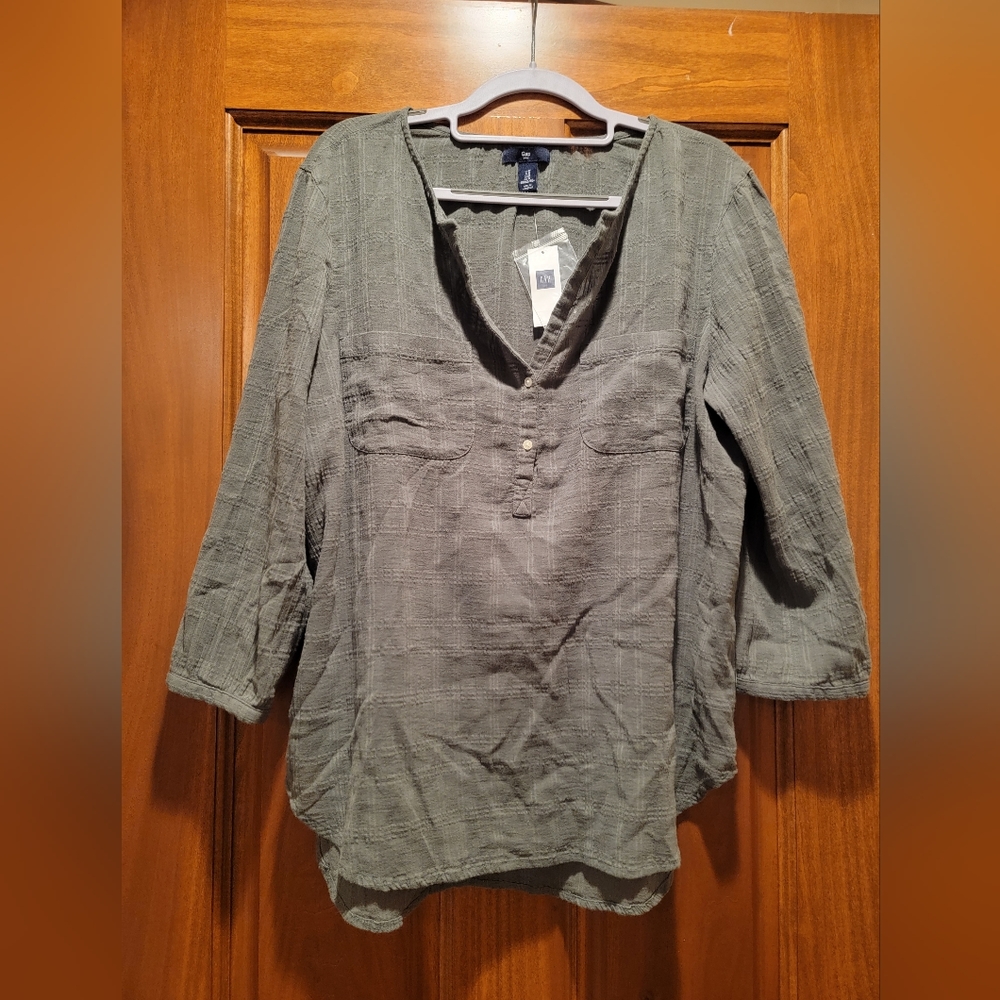 Gap 3/4 sleeve top